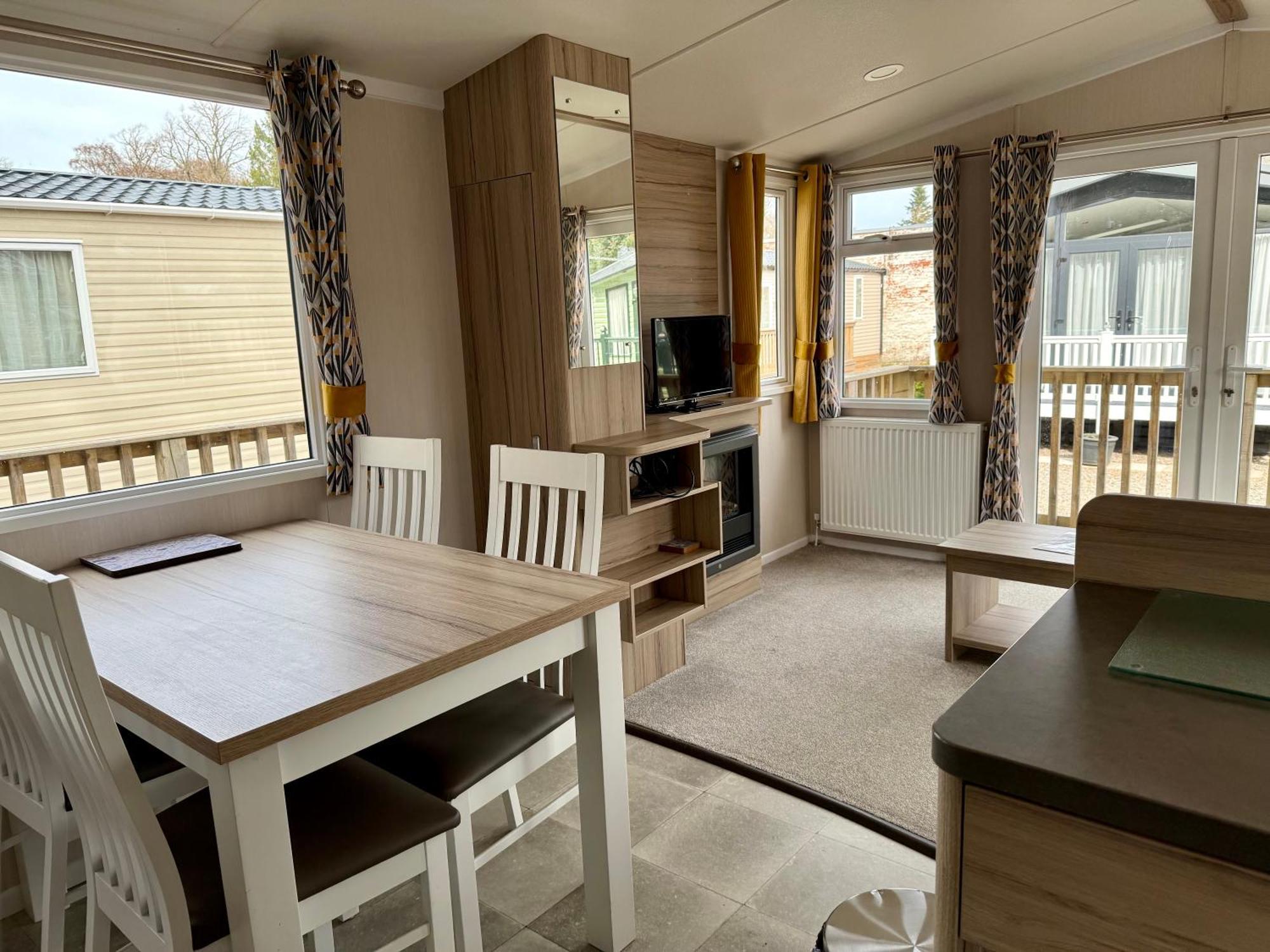 The Salmon Van - Beautiful, Luxury Static Caravan Aberlour Exterior foto