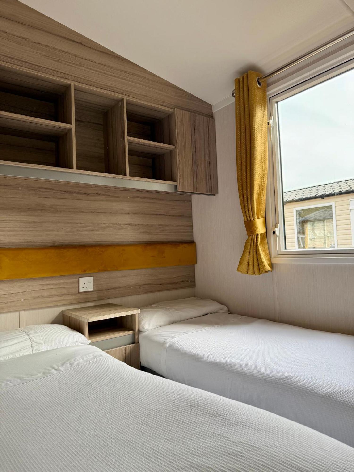The Salmon Van - Beautiful, Luxury Static Caravan Aberlour Exterior foto